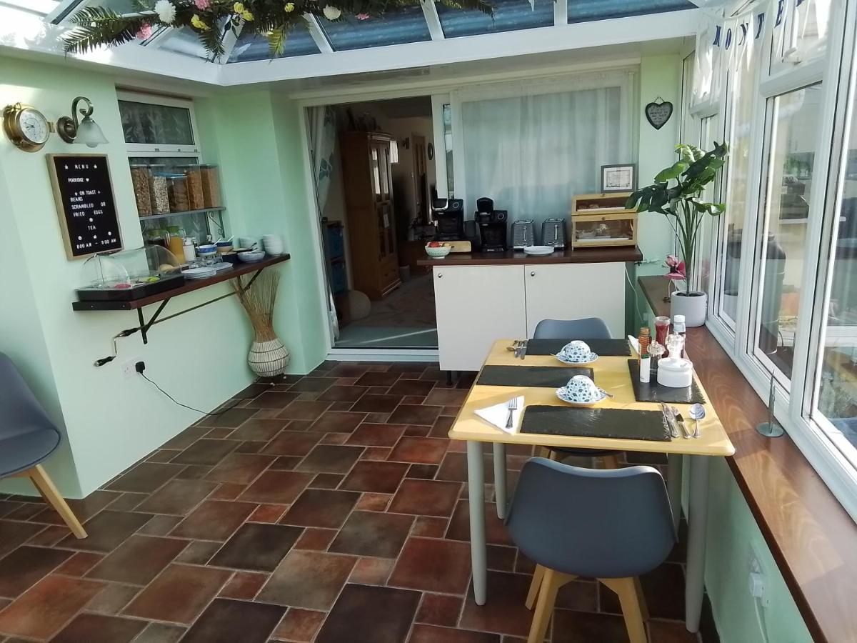 Monterey Pines Bed and Breakfast Helston Εξωτερικό φωτογραφία